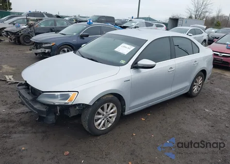 2013 Volkswagen Jetta Hybrid Se z USA, uszkodzony, nr VIN 3VW637AJXDM253733